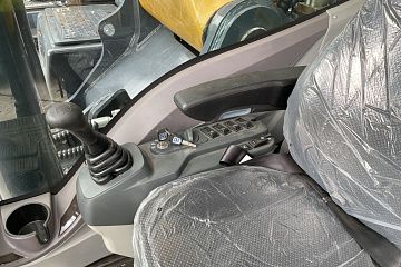 Гусеничный экскаватор XCMG XE490DK