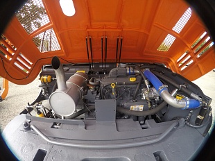 Экскаватор колесный UMG E170W