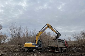 Гусеничный экскаватор XCMG XE215C